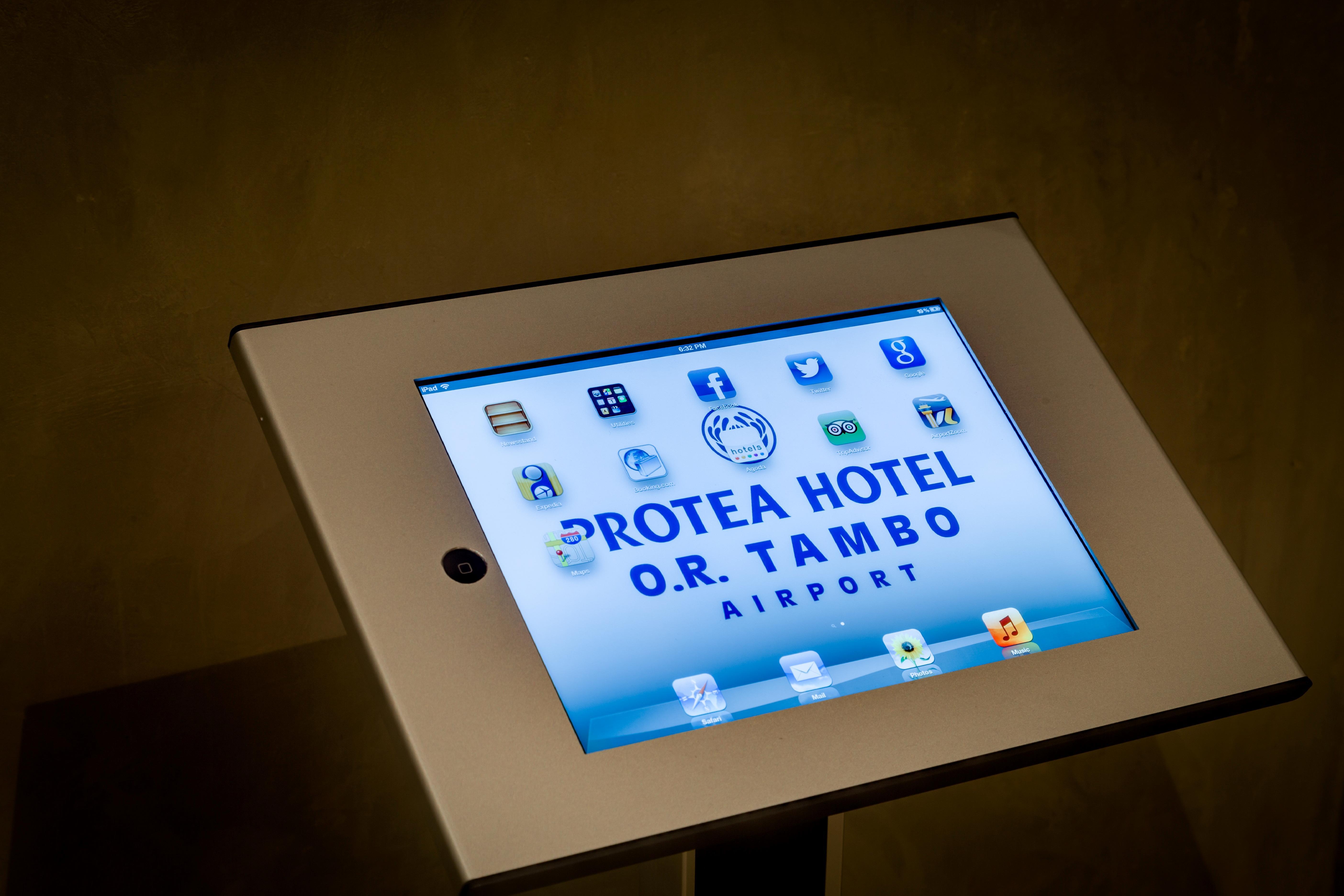 Protea Hotel By Marriott O R Tambo Airport Kempton Park Exteriér fotografie